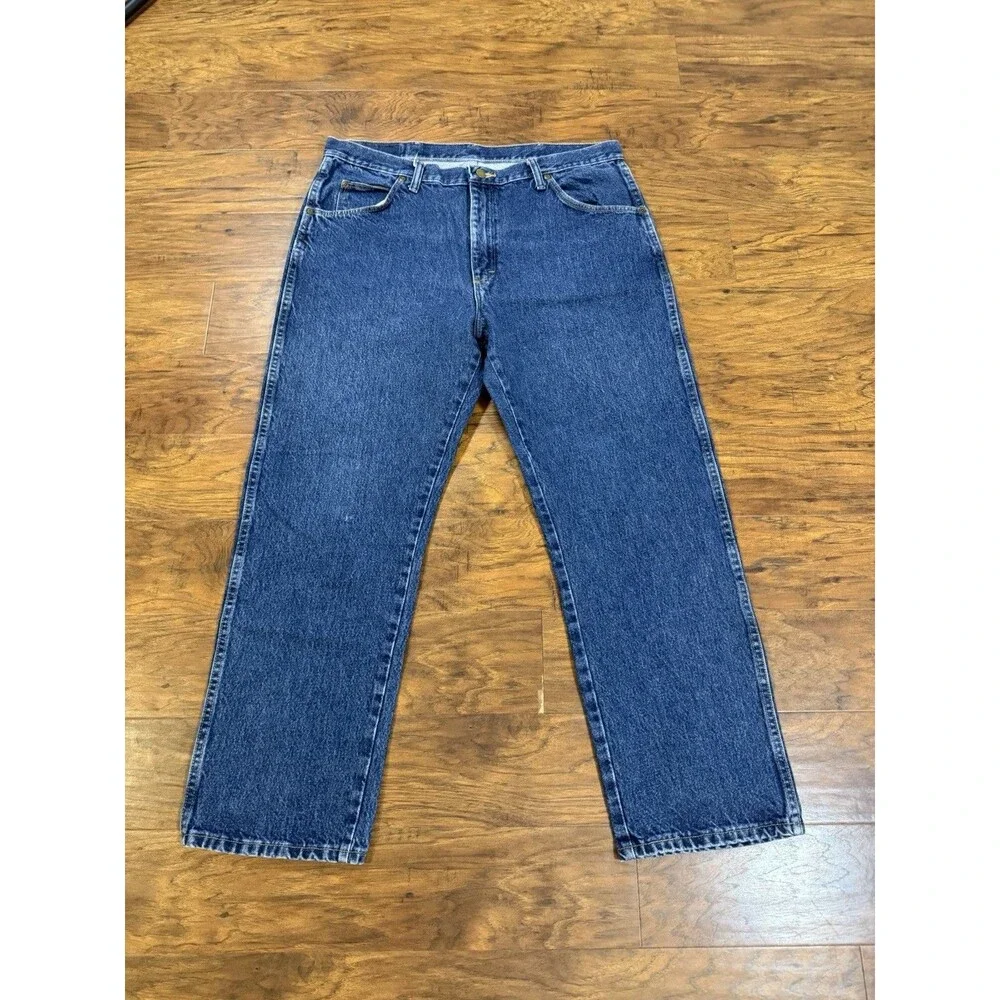 Wrangler Jeans Mens 36x29 Blue Relaxed Fit Boot Cut Straight Denim
